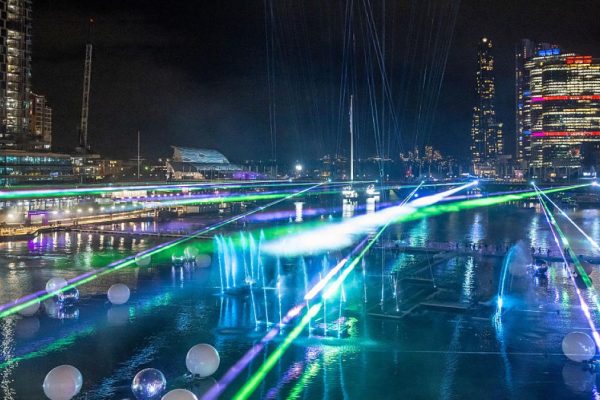 Unexpected rain: 90 drones fall to the ground in an Australian port after a technical failure during a light show