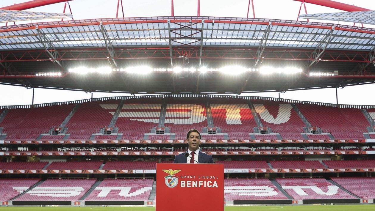 Rui Costa no Estádio da Luz. Crédito: Lusa