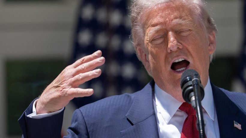 Trump postpones approval of an order that would put AI under his control