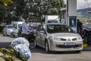 Employees didn't even go to the bathroom: fuel race in the Azores