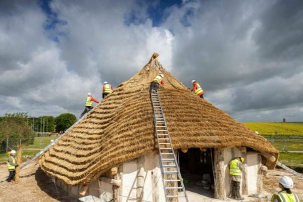 4,500-year-old Neolithic hall recreated near Stonehenge