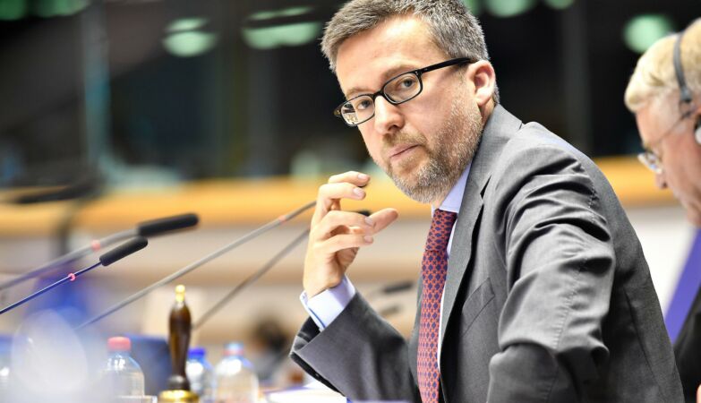 “Palace coup” and “bowls” for grandchildren. PSD at war in Lisbon council (which not even Moedas resolved)
