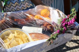 Parises revives tradition with party dedicated to Our Lady of Fátima