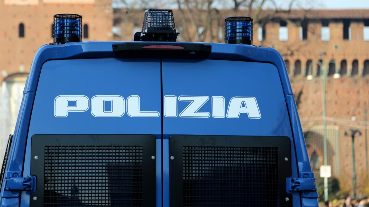 A driver runs over at least a dozen people in Modena (Italy) and stabs another as he flees