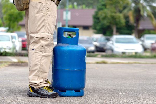 These Portuguese people don't need to go to Spain to buy cheaper gas: find out if you can be one of them too