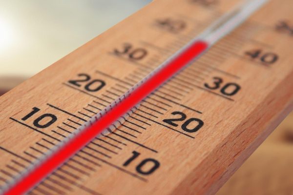 Heat will pour from the sky. Millions of Poles spend their holidays there! This year, 50 degrees in the shade will be the minimum! Strong heat may affect the health of tourists