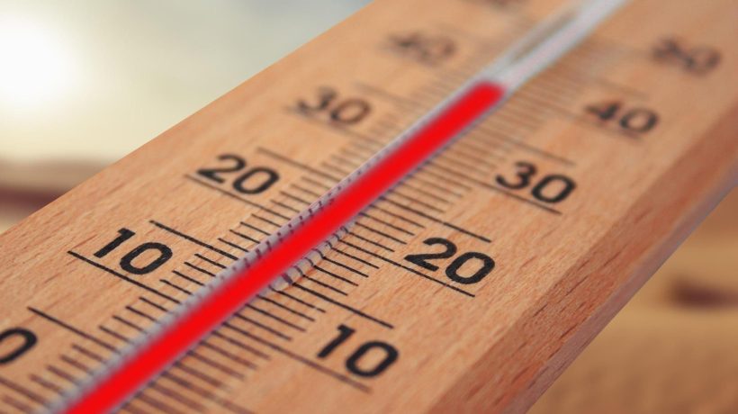 Heat will pour from the sky. Millions of Poles spend their holidays there! This year, 50 degrees in the shade will be the minimum! Strong heat may affect the health of tourists