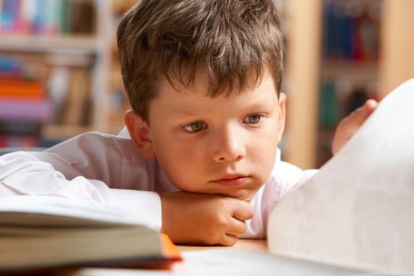 Parenting Lack of concentration in your child? This may be due to fast cartoons and too many screens