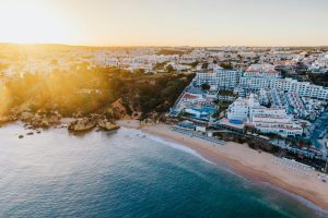 The essential guide to preparing your Algarve holiday home for peak summer