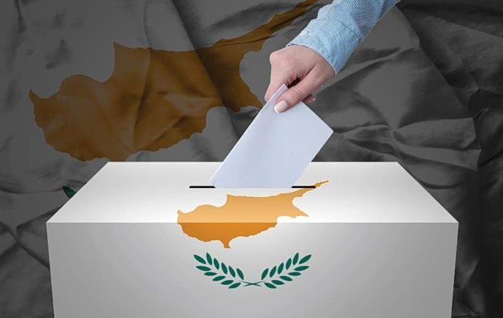 Γιάννος Κατσουρίδης: «Στην Κύπρο, το πολιτικό σύστημα απογοήτευσε την κοινωνία» – Γιατί κερδίζουν τα νέα κόμματα