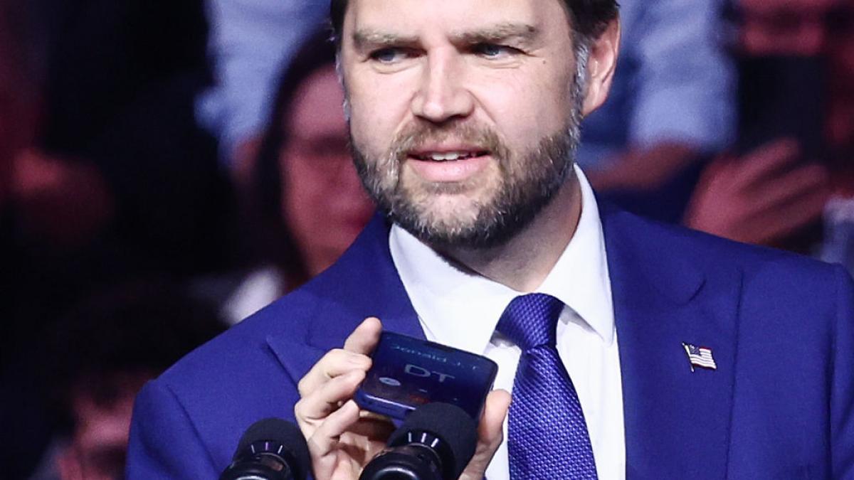 The US is clear: JD Vance defends that the military should never delegate "life or death" decisions to AI