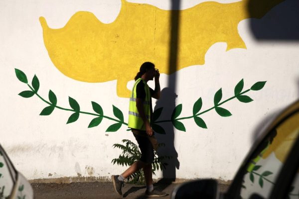 Εκλογές Κύπρος: Τι κρύβουν στις κάλπες; Ο παράγοντας «ακροδεξιά», το TikTok, η κατάρρευση