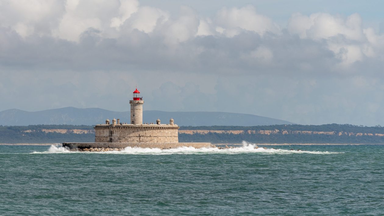 Portuguese lighthouse in the middle of this river once served as a prison and on those dates you can go there by boat