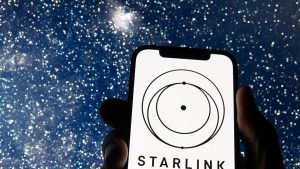 Europe wants to depend less on Elon Musk and have its own Starlink, but an analyst warns: "It's not just about launching satellites"