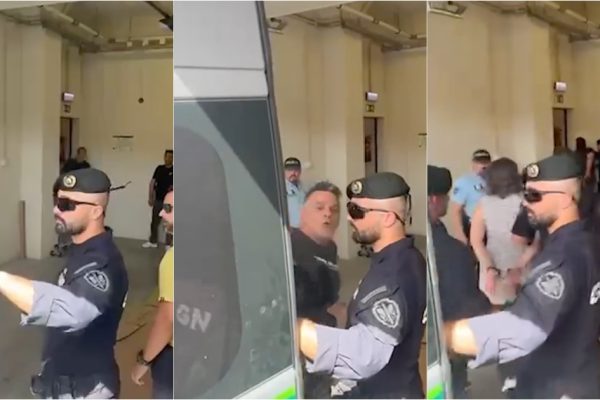 Mother of abandoned children arrives at court singing and stepfather shouts saying “I love you”