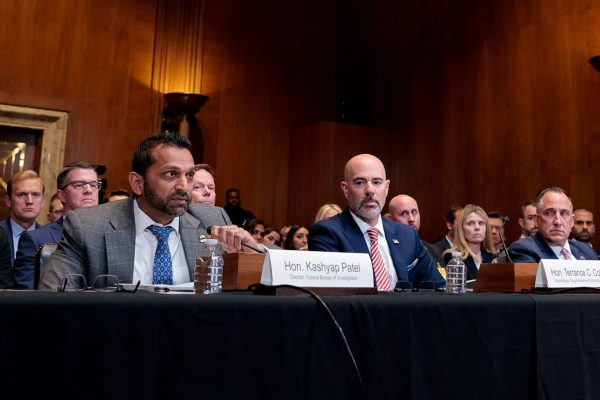 Fierce conflict Patel - Van Hollen at the hearing of the head of the FBI in the US Senate