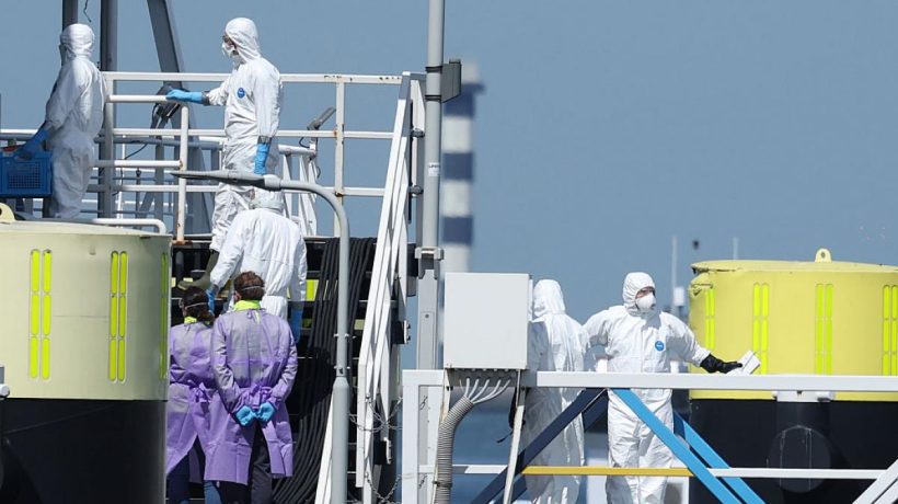 End of journey of the 'hantavirus cruise': what the long quarantine will be like in portable cabins for its crew