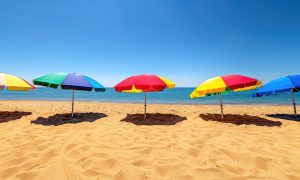 APA considers “abuse” the imposition of not placing parasols in front of concessions