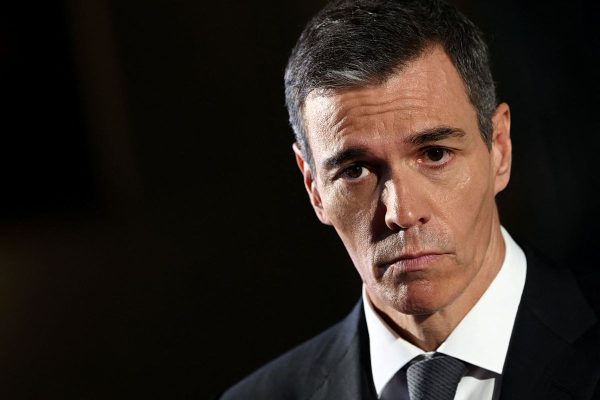 Spain: Scandals and police raids pressure the Sanchez government for elections