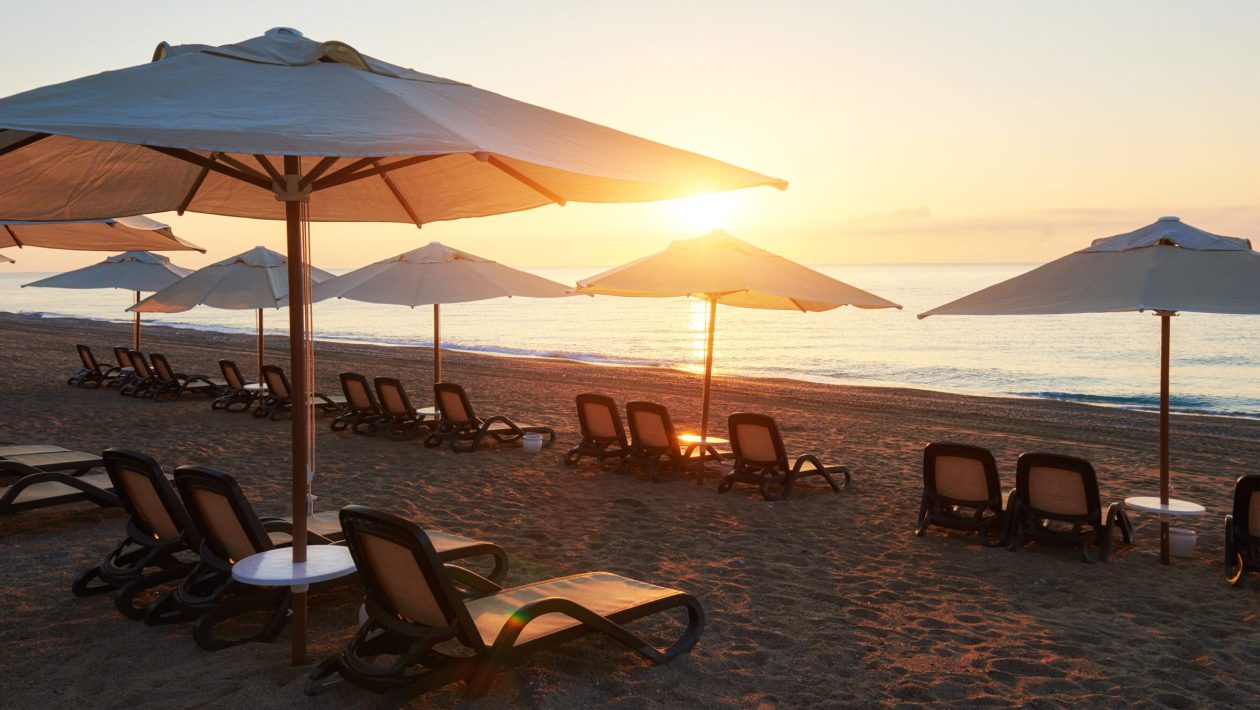 Beaches: concessionaires reject accusations of “abuse” in the Algarve