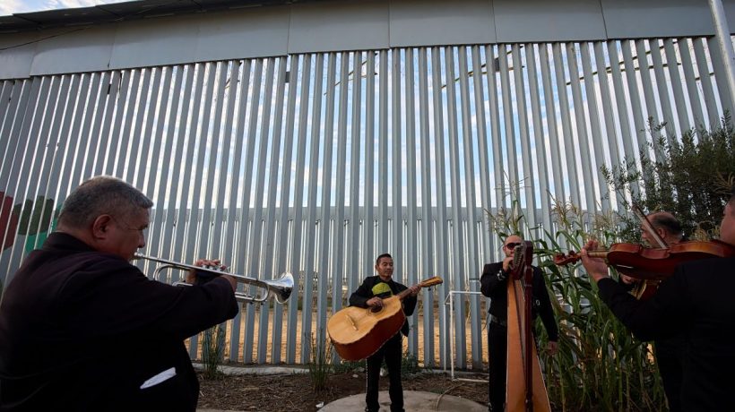 What happens when Trump's anti-immigration policy meets a historic wave of "flight" from the US