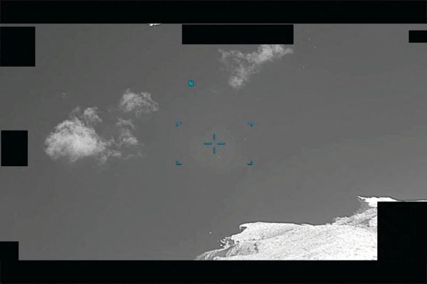 American pilots spotted UFOs in Greece too - The videos of the Pentagon
