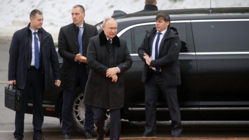 First mobile phones, now watches: the new prohibitions of the Russian FSO to approach Putin after the increase in attack threats
