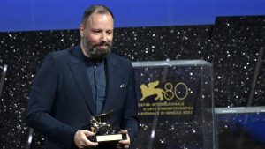 Yorgos Lanthimos, on the Palestinians: "I can't imagine where they get the strength to move forward"