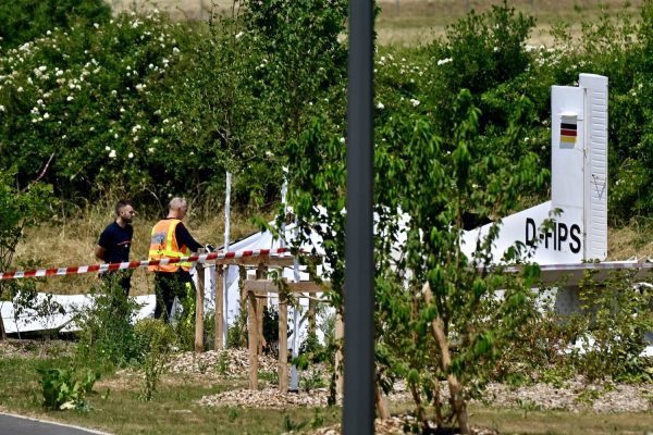 Skydiving plane crashes in France. Ten passengers and pilot killed