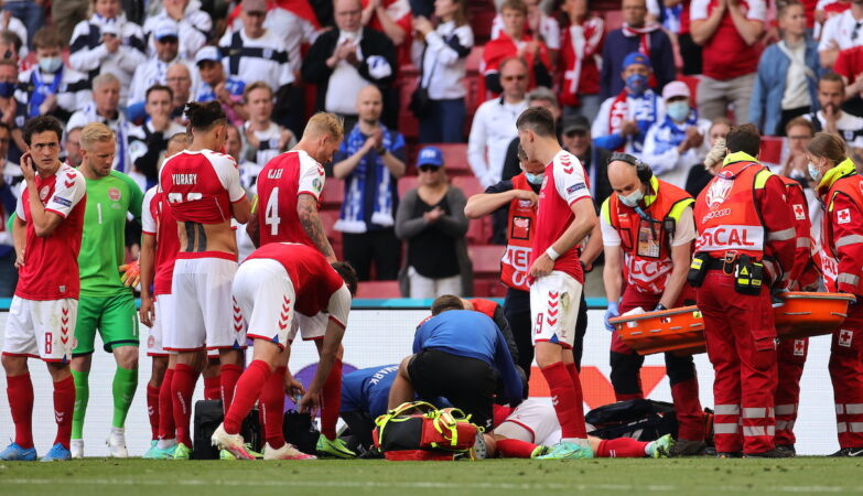 Eriksen falls down again, inanimate. Private between Denmark and Ukraine canceled