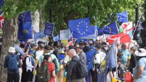 The United Kingdom deepens its political and economic crisis 10 years after the Brexit referendum