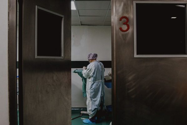 Nurse steals R$8,000 from leprosy patient