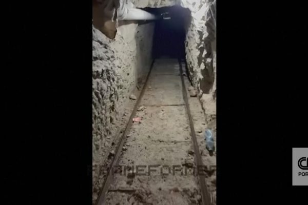 Secret tunnel used for trafficking between Mexico and the USA discovered