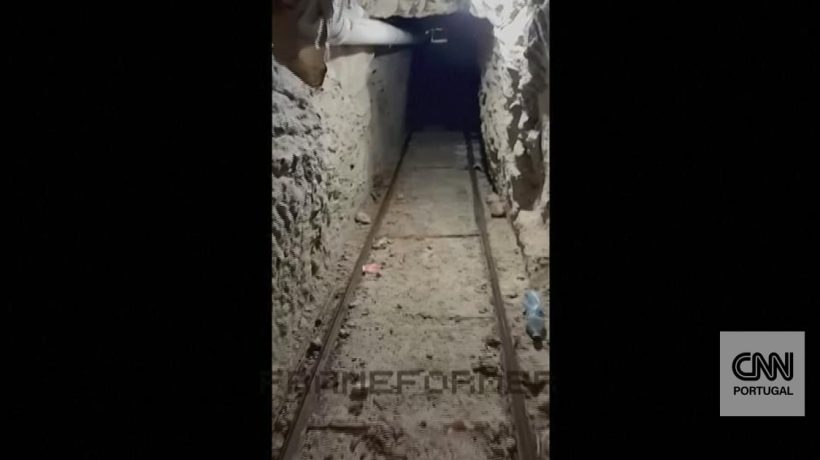 Secret tunnel used for trafficking between Mexico and the USA discovered