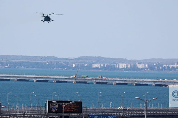 Ukraine hits Crimea: "It appears that there are no intact bridges left on the land access routes to the peninsula"