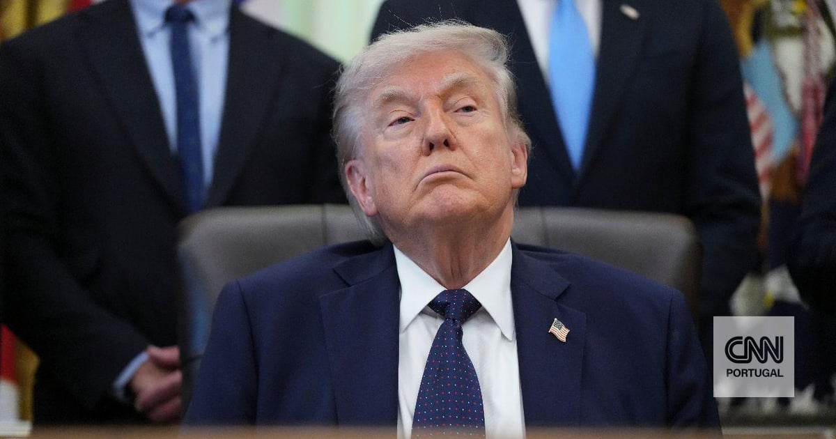 Trump threatens to attack Iran "very hard tonight" and take control of Kharg Island