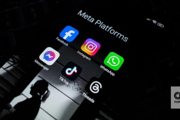 British PM announces ban on access of children under 16 to social media