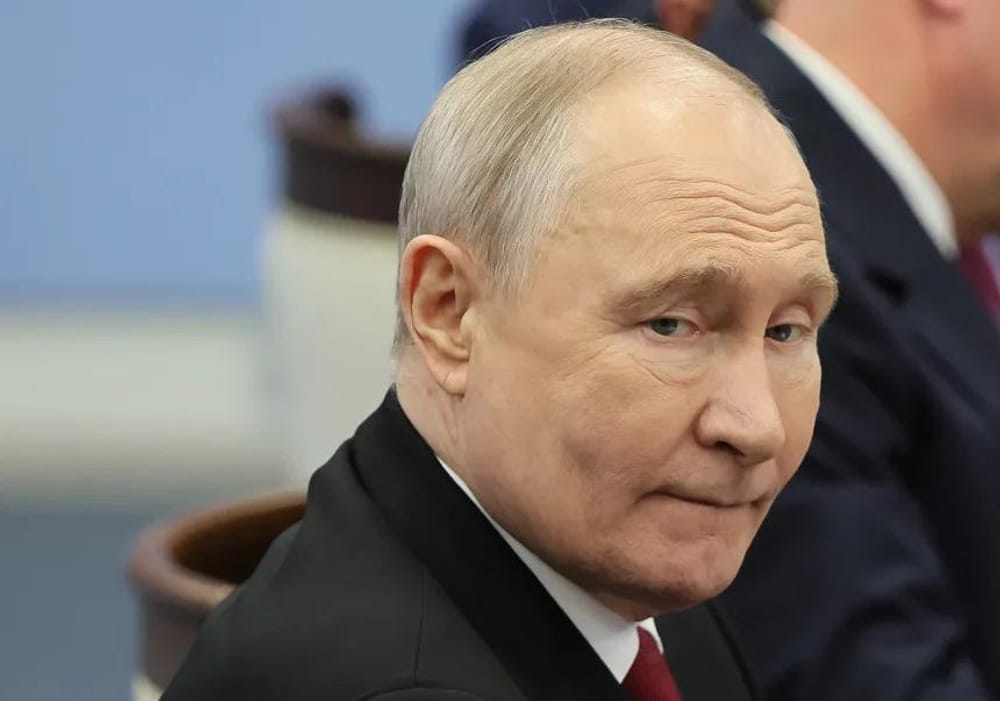 Russian President Vladimir Putin on the sidelines of the Russia-ASEAN summit this Thursday (Anastasia Barashkova/AFP/Pool/Getty Images)