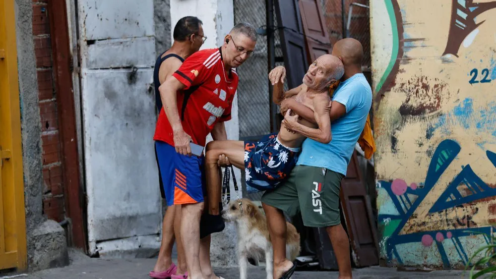 "I thought the house was going to fall on me": Daniel held on to what he could while Caracas shook. "We had a light at the end of the tunnel and now we're back to it": Susan experienced another wound from Venezuela from afar