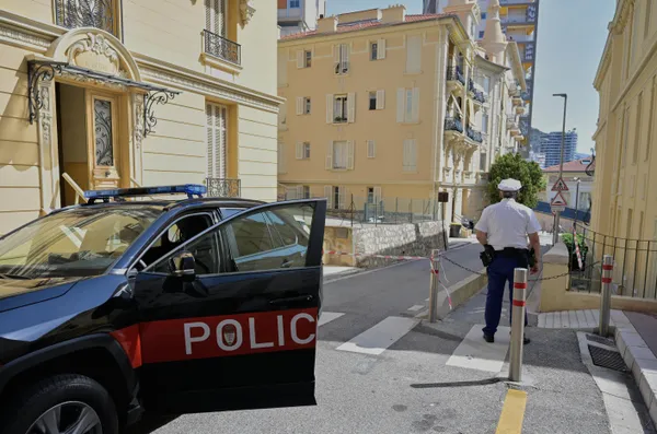 Renounced Ukrainian citizenship before being named one of the country's richest: suspicious explosion in Monaco seriously injures oligarch and family