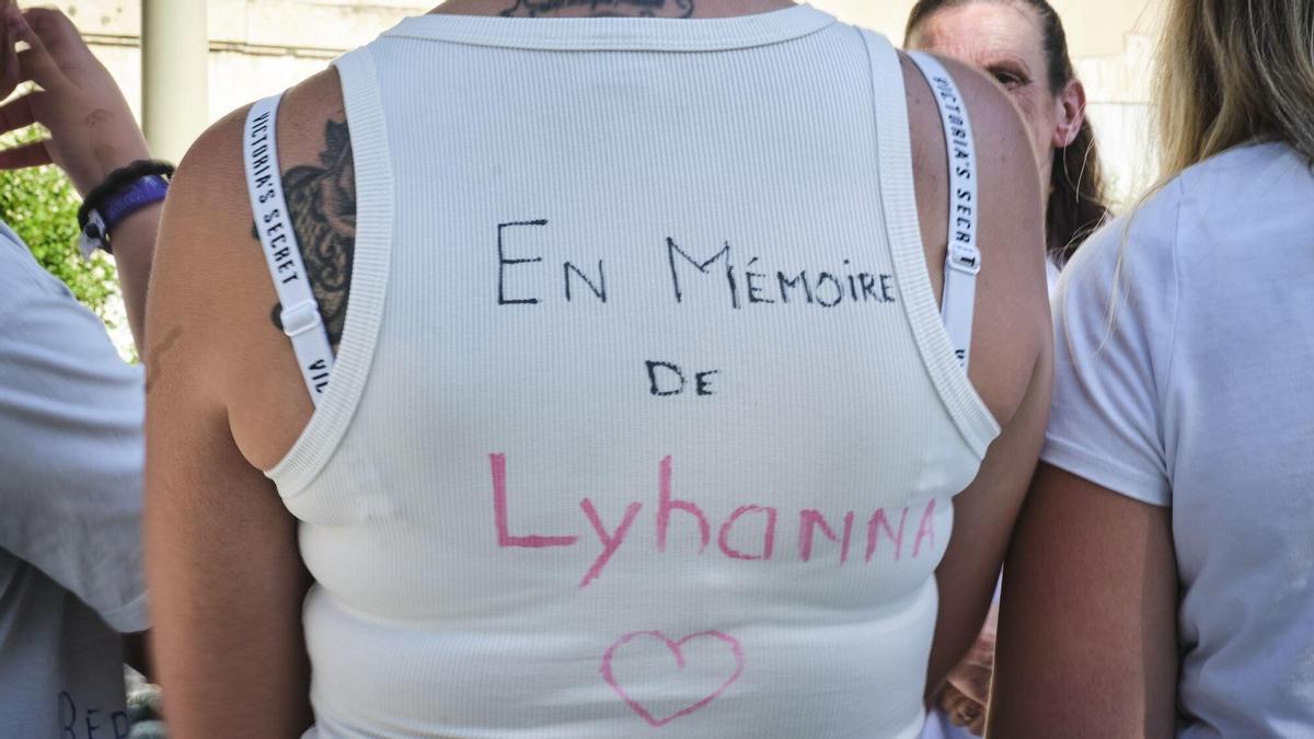 The Minister of Justice of France admits "extremely serious errors" after the murder of an 11-year-old girl and orders a review of 70,000 complaints of child sexual violence