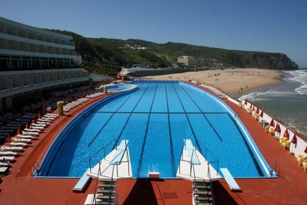 Piscina oceânica do Arribas Hotel.