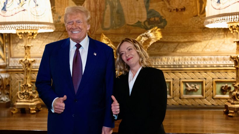 Trump: "Meloni begged me for a picture at the G7, I felt sorry for her"