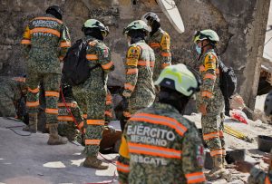 Venezuela: New rescue of a minor 3 days after the earthquake (video)