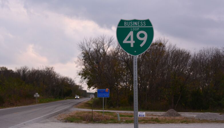 Twelve killed in plane crash in Missouri, United States