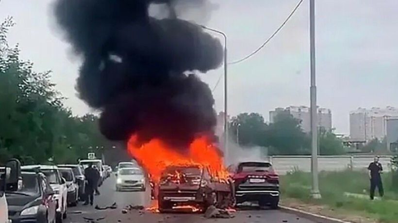 Car rigged with bomb kills senior Russian military officer near Moscow