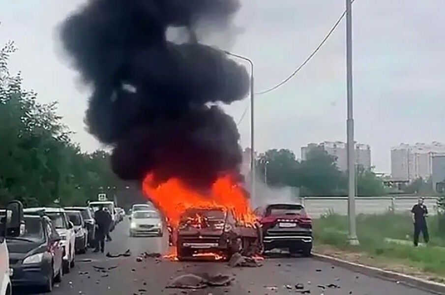 Car rigged with bomb kills senior Russian military officer near Moscow