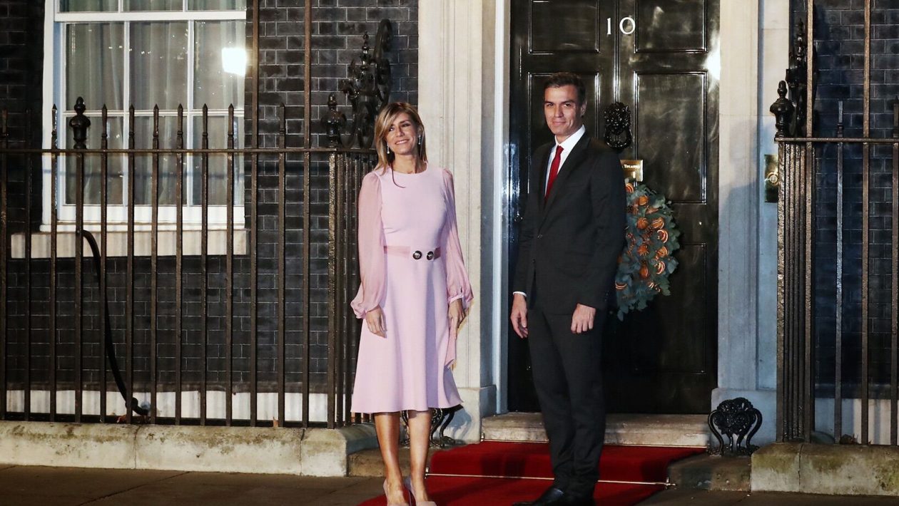 Begoña Gómez goes to trial. Pedro Sánchez's wife banned from leaving the country