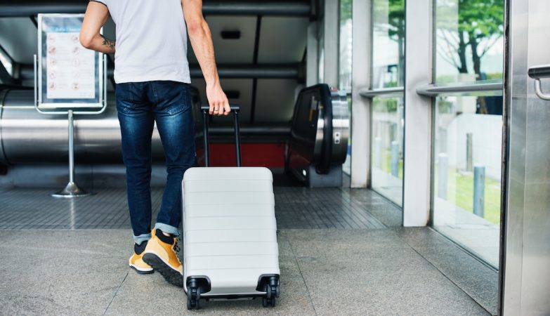 End of fees for hand luggage, compensation for delays: there are changes in aviation laws
