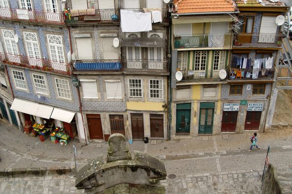 Court goes against the Tax Authority. Buildings in the Historic Center of Porto are exempt from IMI